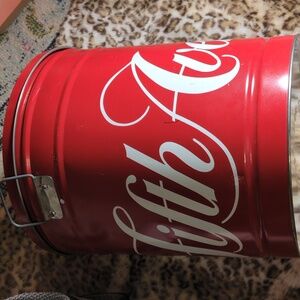 Vintage Saks fifth avenue old popcorn tin